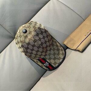 Gucci Beige Monogram Cap with Red Stripe